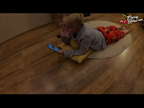 ❤️ Traks Blondīne sūc milzīgu locekli sūc un lēkā uz tā - anālais sekss ❤️ Kvalitatīvs porno pie lv.pornhills-com.ru ❤