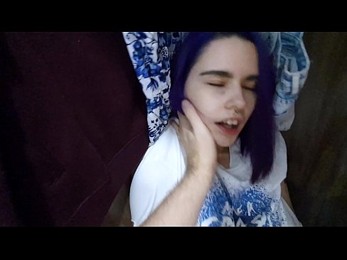 ❤️ Atradu savu māsu skapī un palīdzēju viņai beigt. ❤️ Kvalitatīvs porno pie lv.pornhills-com.ru ❤
